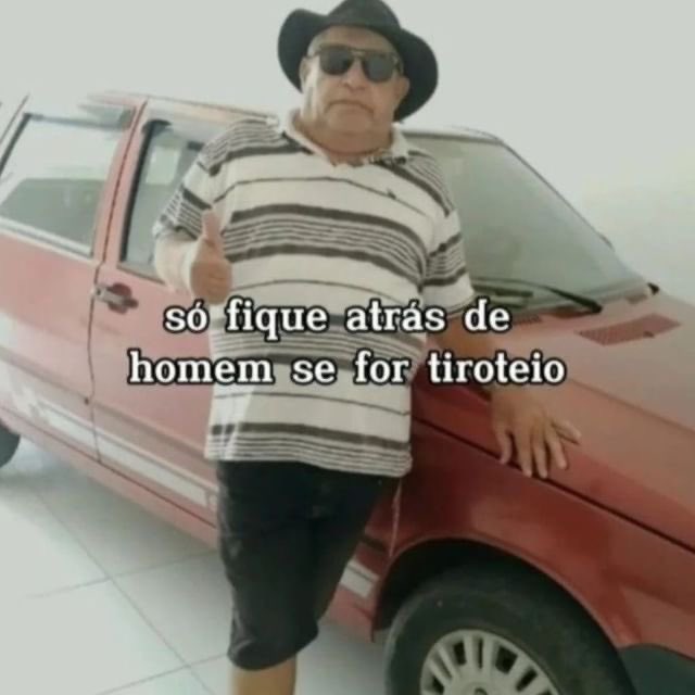 Ewerttonof's tweet photo. a triste história do homem q a vida dele é pular de galho em galho em relacionamentos. https://t.co/P5hT0ASvNz