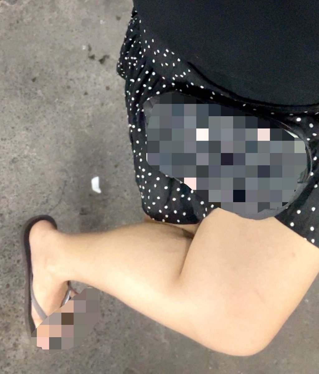 wepnha's tweet photo. aku juga pernah ke mixue pakai sandal jepit 🤣🤣🤣 https://t.co/KrmwpuImoL
