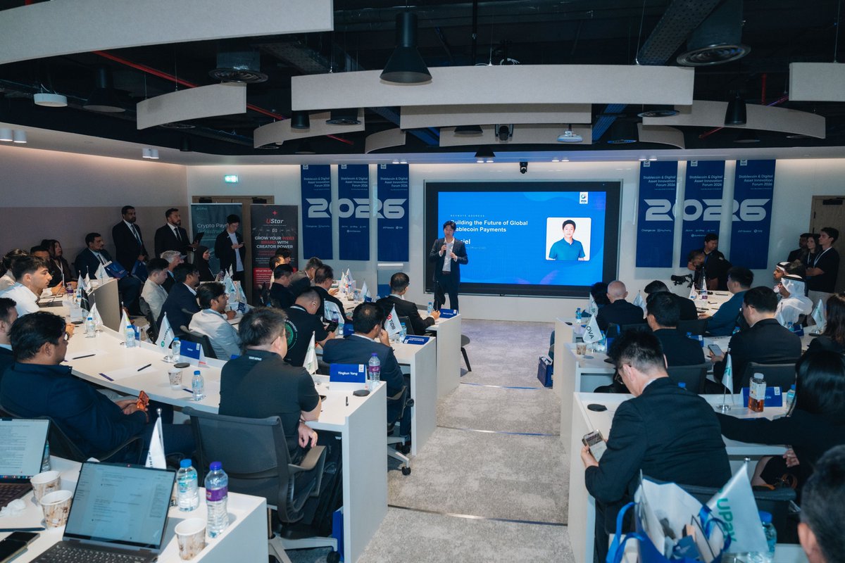 Changer_ae's tweet photo. At the Stablecoin & Digital Asset Innovation Forum 2026 🇦🇪
https://t.co/ST2wfgqkRS brought leaders from @ADGlobalMarket  FSRA, DAS Holding and @PayTheFly together around one goal: building a secure, compliant, and globally connected digital asset ecosystem.
Wang Hao’s keynote showed how stablecoins are reshaping global capital flows – and how https://t.co/ST2wfgqkRS is delivering structural certainty and instant, regulated stablecoin‑to‑AED settlement for institutional players.