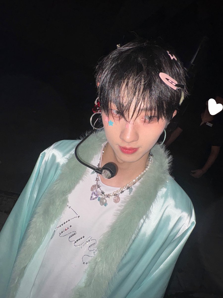 tekizzii's tweet photo. 덮머쥐 vs 반깐쥐 https://t.co/6ViRnPitOv