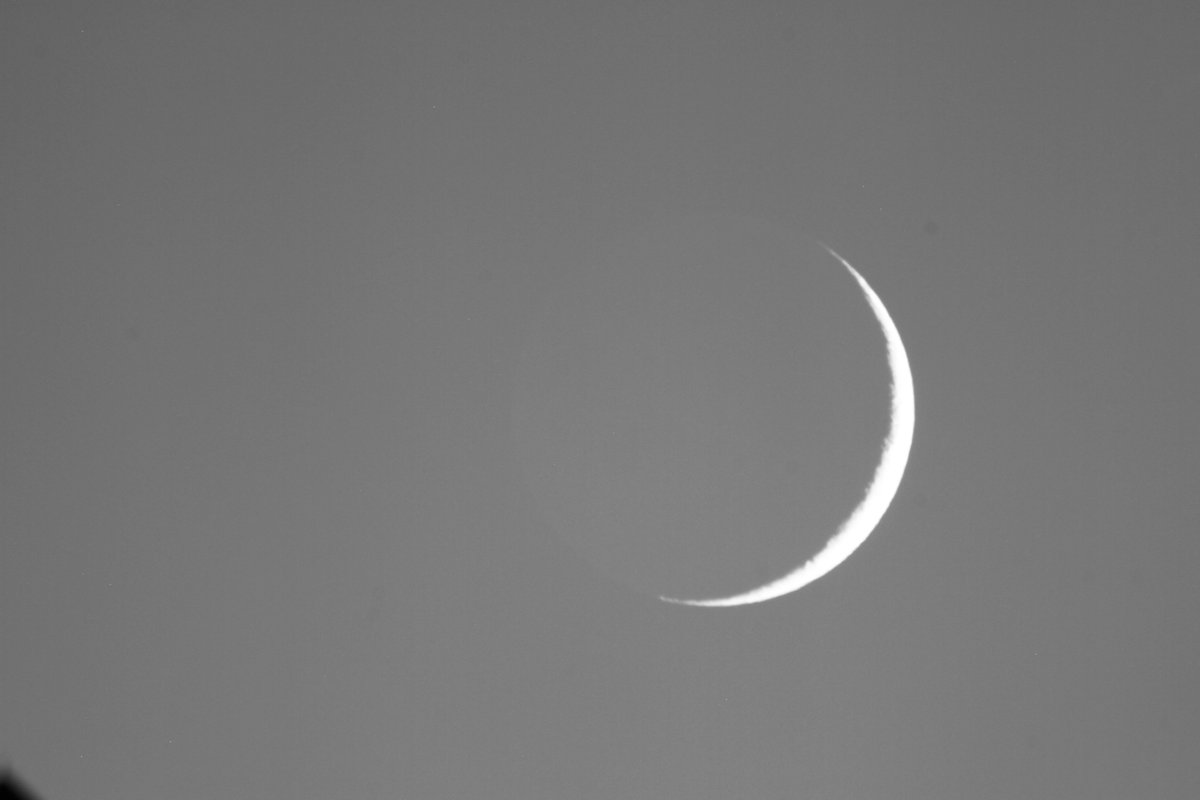tomohiro323's tweet photo. 時間が進み
より魅力的に♪
#三日月 #moon https://t.co/gNPVzp4Vmm