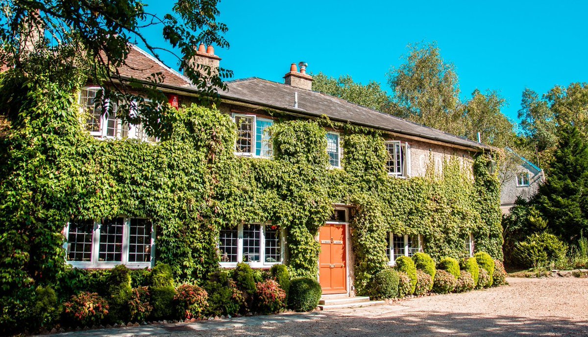 TheBBDirectory's tweet photo. Explore Hampshire from The Old Mill!

Enjoy delicious homemade food, unwind in one of the stylish bedrooms and soak up the peaceful surroundings before heading out to discover some of Hampshire's top attractions.

https://t.co/9xapQ0Ty9K

#TheOldMill #Hampshire #RiversideStay https://t.co/VtyIvyi6rh