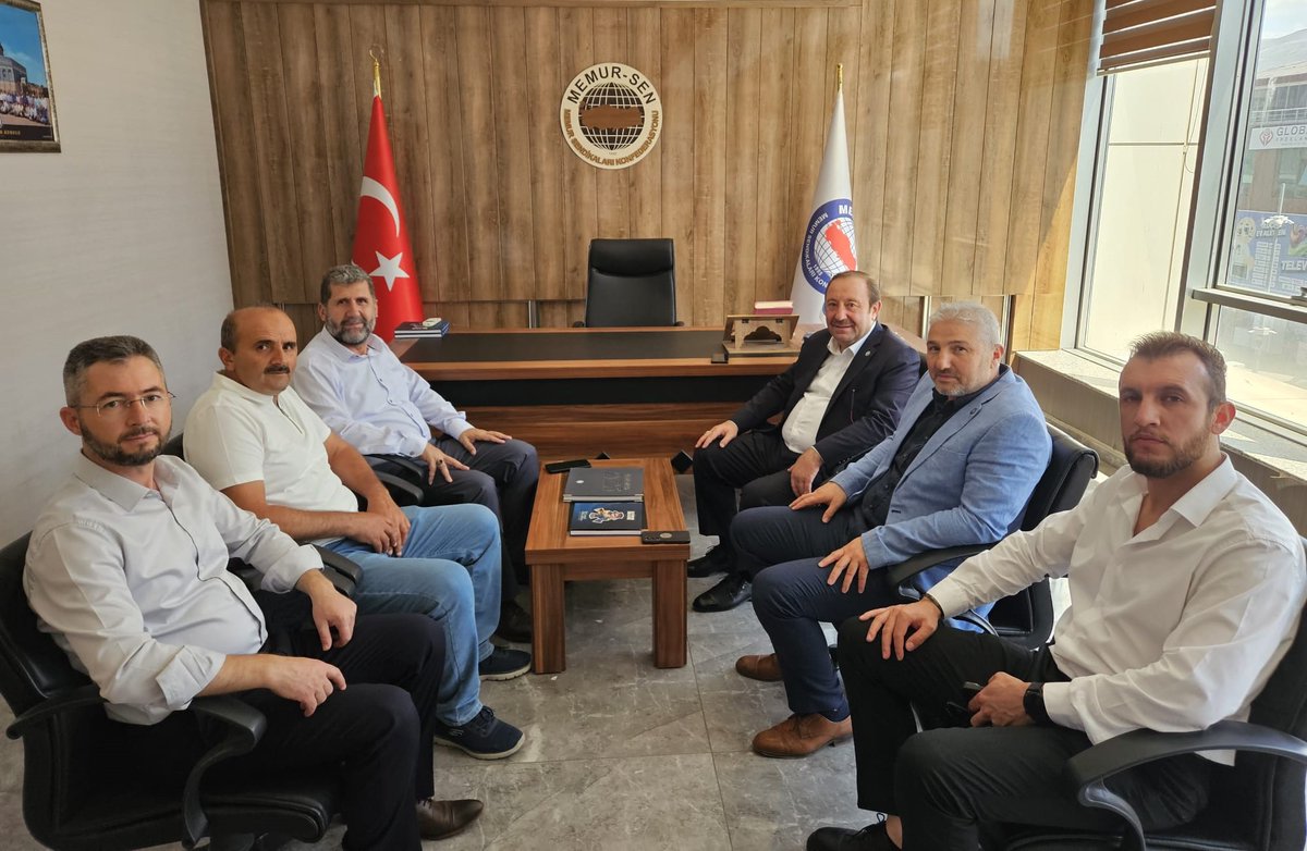 huseyinozturk_1's tweet photo. 📍Erzincan

💢Memur-Sen İl Temsilcimiz Sayın Nebi Gül’ü ziyaretimiz.

@gul_nebi https://t.co/MjhBgtCbWj