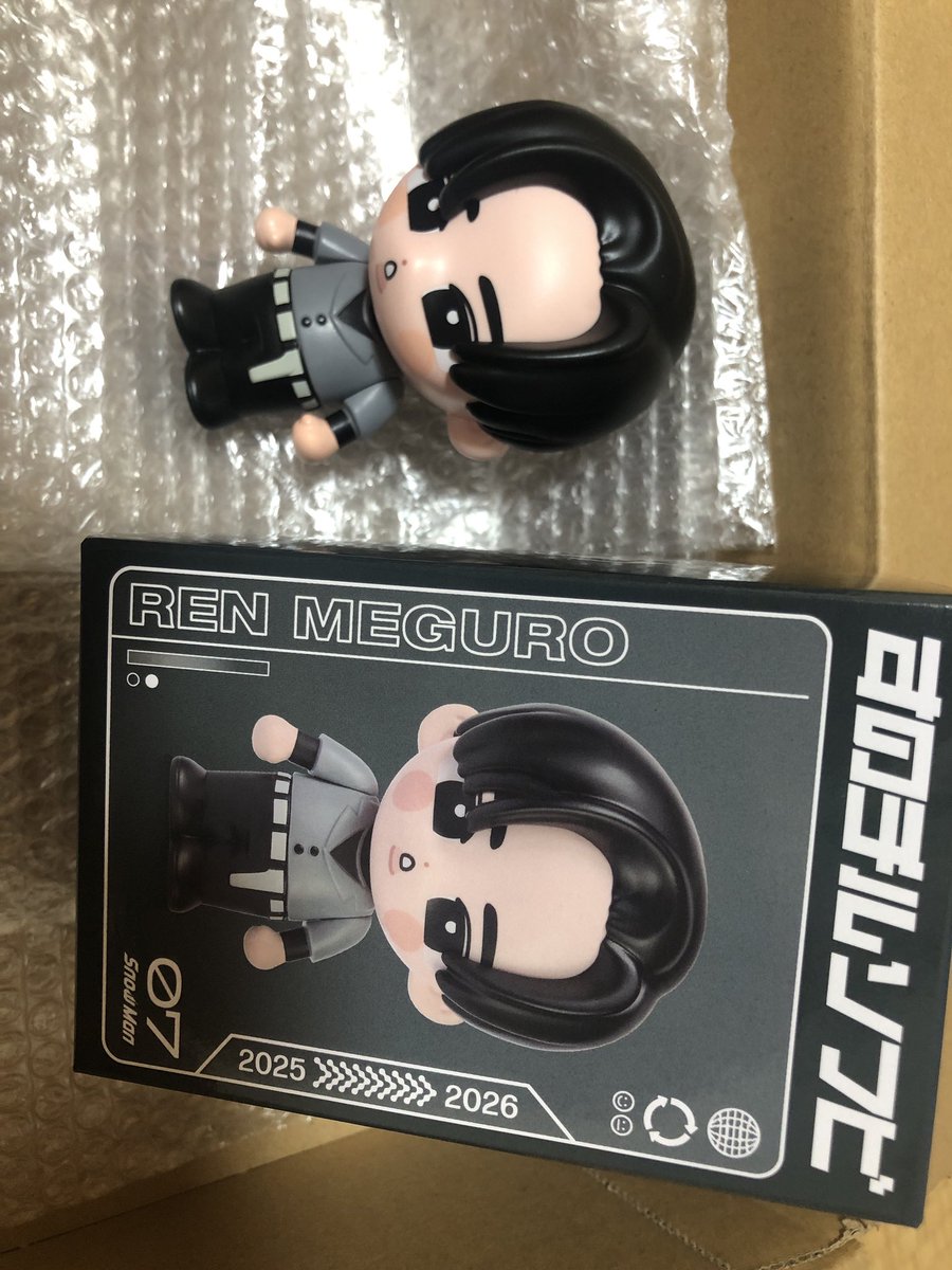 rm0216hm's tweet photo. グッズ届いた😍😍
ソフビ可愛すぎる> ̫<♩🤦‍♀️🤦‍♀️🖤🖤 https://t.co/GN4o8kRpUQ
