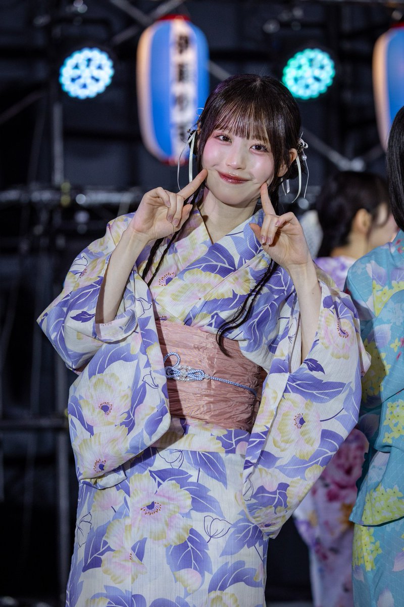 shiogama_7's tweet photo. 並べたくなった、ななひとみん

#僕青夏祭り
#塩釜菜那 
#長谷川稀未
#僕青撮影部 https://t.co/9JKetRFZb2