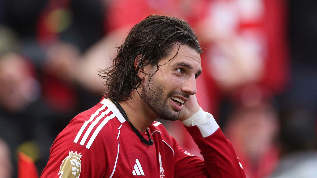 AnfieldEdition's tweet photo. He's going nowhere 🇭🇺✍️ https://t.co/JxyIygPadQ