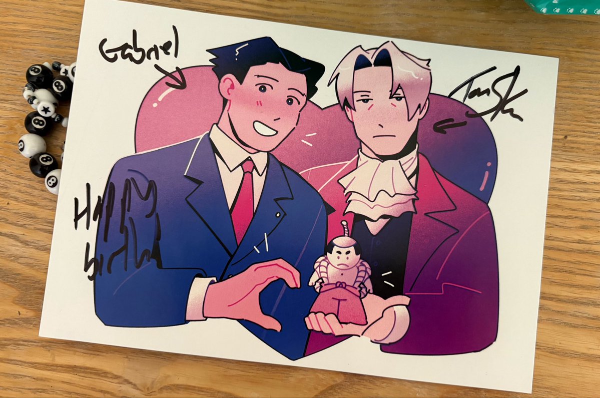 ZaboLicja's tweet photo. If you’d told me four years ago that a girl I met online would one day go out of her way to get the YouTuber I’d looked up to for most of my life to sign a poster of fan art from my favorite game I'd look at you funny.
Can't believe that Tomska just signed it like that on his own https://t.co/yZWtTMKRr2