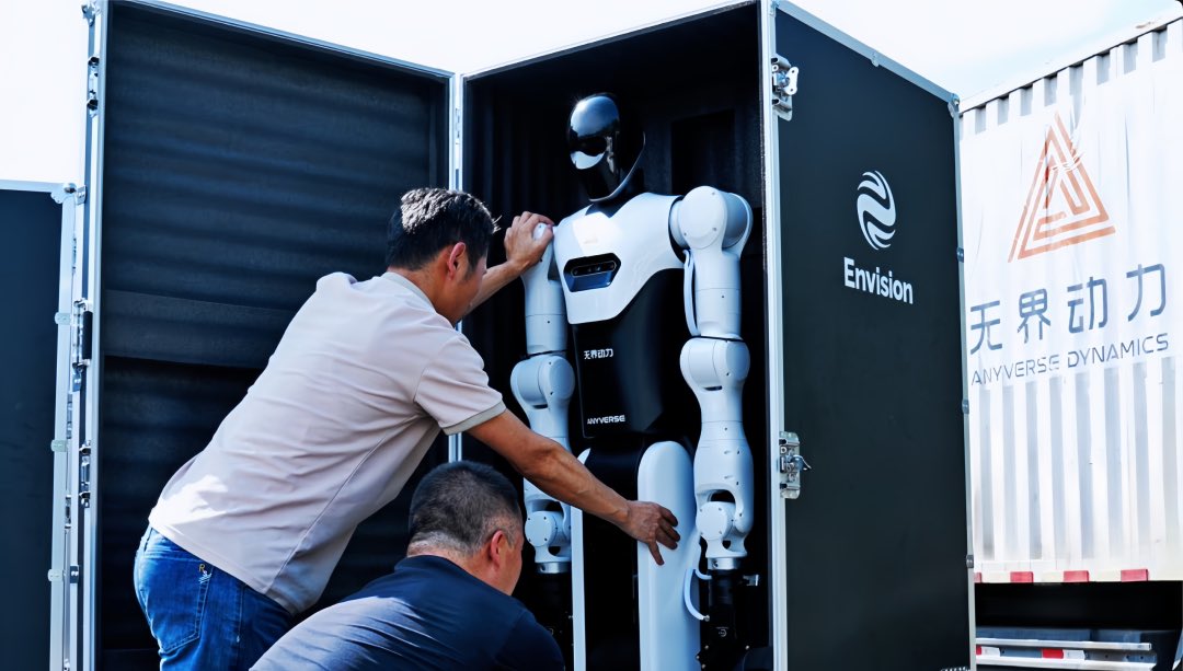 SteveNo9747713's tweet photo. A Chinese humanoid got the toughest EU certification β and they're already shipping to Europe. K15 passed full industrial CE, MD, EMC, RED, even cybersecurity.
Europe doesn't let just anyone in. They just let this one in.
#RoboFeed #ζ ηε¨ε #K15 #HumanoidRobots https://t.co/l8u5CeoqgA