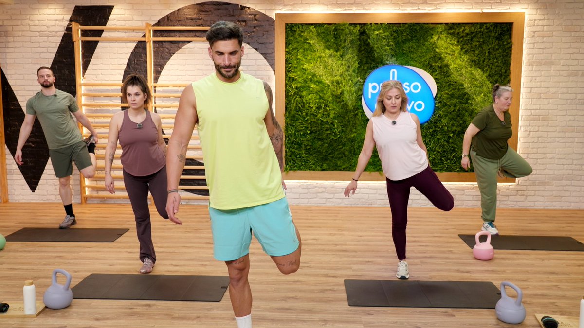 laregiontele's tweet photo. E se non queres perder nada das nosas producións, lembra que tamén podes seguirnos nas contas de La Región Televisión en Facebook, TikTok, Instagram e X.
#PulsoActivo #exercicio #vidaactiva #LaRegiónTV https://t.co/hrZHDI8zAU