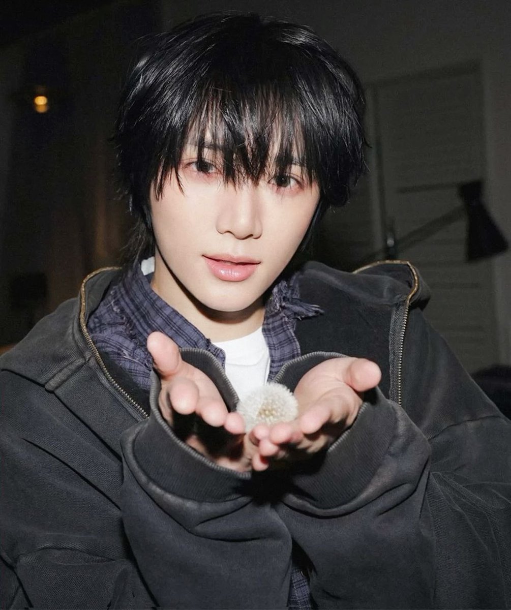 ghostingrin tweet picture