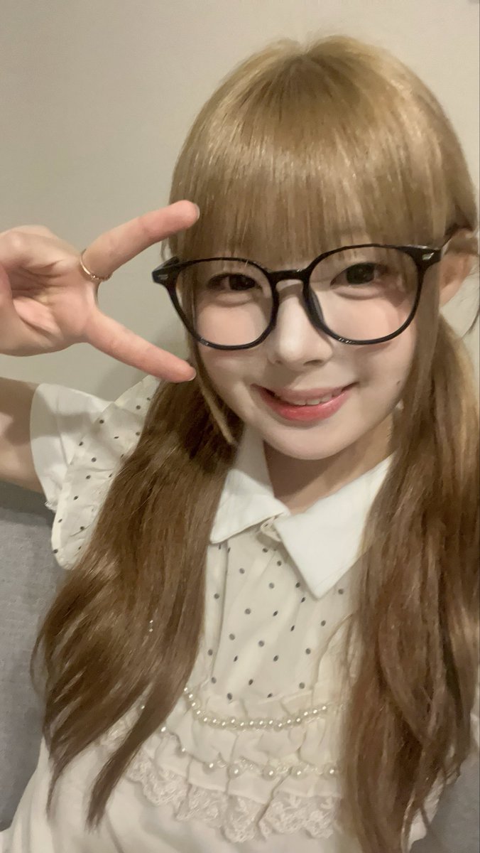 mktsabm's tweet photo. 🤓✌️
#개발 #소통해요 #감성글 https://t.co/bbCQqaZvzo