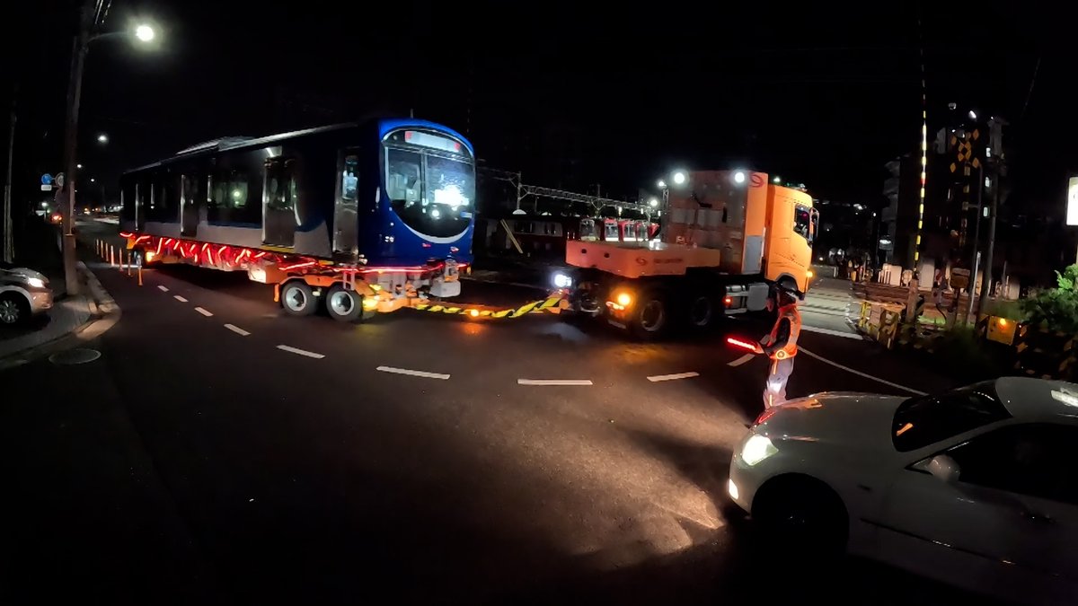 admati_official's tweet photo. 今夜９時のアド街は
横浜市のリゾートアイランド「八景島」

レア映像！深夜の車道を走る鉄道を激写！

地元の名産！小柴の穴子の握りが入る
愛の鮨！？

風光明媚な景勝地だった #金沢八景
伊藤博文も愛した街は今？

#井ノ原快彦 #土屋礼央 #高城れに
#峰竜太 #薬丸裕英 #山田五郎 #中原みなみ https://t.co/YP0yg63FoX