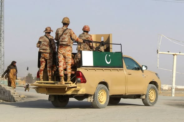 Security Forces Neutralize 7 Militants in Mastung Sanitization Operation; 3 Soldiers Martyred