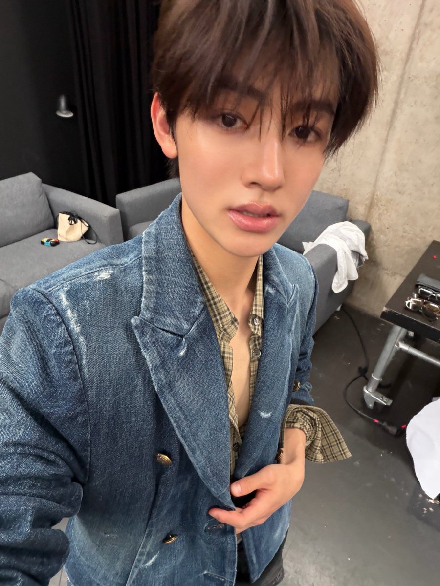 zhaoyufancokr's tweet photo. [260716] #SEONGHYEON #성현 Weverse Post

“☀️” https://t.co/mZrb3yu9W4