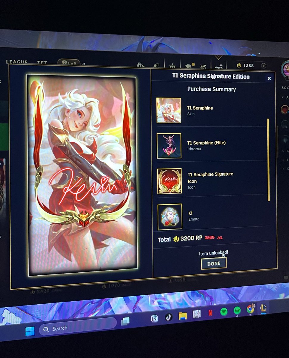 intvworld's tweet photo. u bet i'd post t1 sera in almost all of my accs like i'd never actually think keria would own a seraphine skin he jinja did this for the girlies i have tears in my eyes i'm seraphine fan 4EVER https://t.co/CMwAAAti3T
