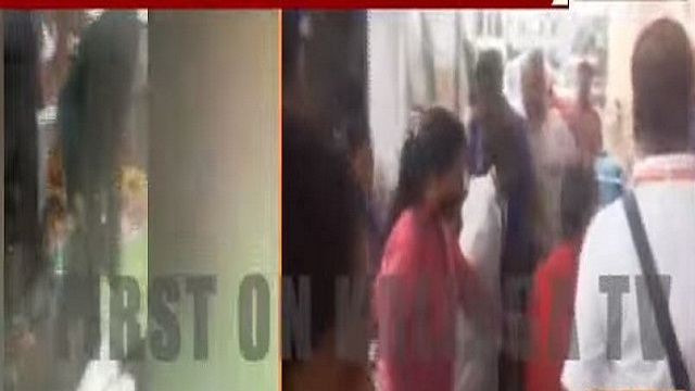 kalingatv's tweet photo. Rath Yatra in Puri: Devotee dies of suffocation, several others taken ill
#RathYatra 
#purinz 
#suffocation 
https://t.co/2Ukujp5N0v https://t.co/b8XRjAvfnR