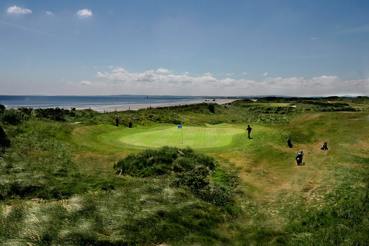 FairwaysFundays's tweet photo. More unforgettable fairways await⛳

The @chasingscratch0 tour is almost here, and the journey continues across some of Ireland's finest golf courses.

Featuring:

@JamesonGolfLink 
@SeapointGolf  
@CartonHouseGolf 

 An unforgettable Irish golf experience. https://t.co/79M0LGvudT