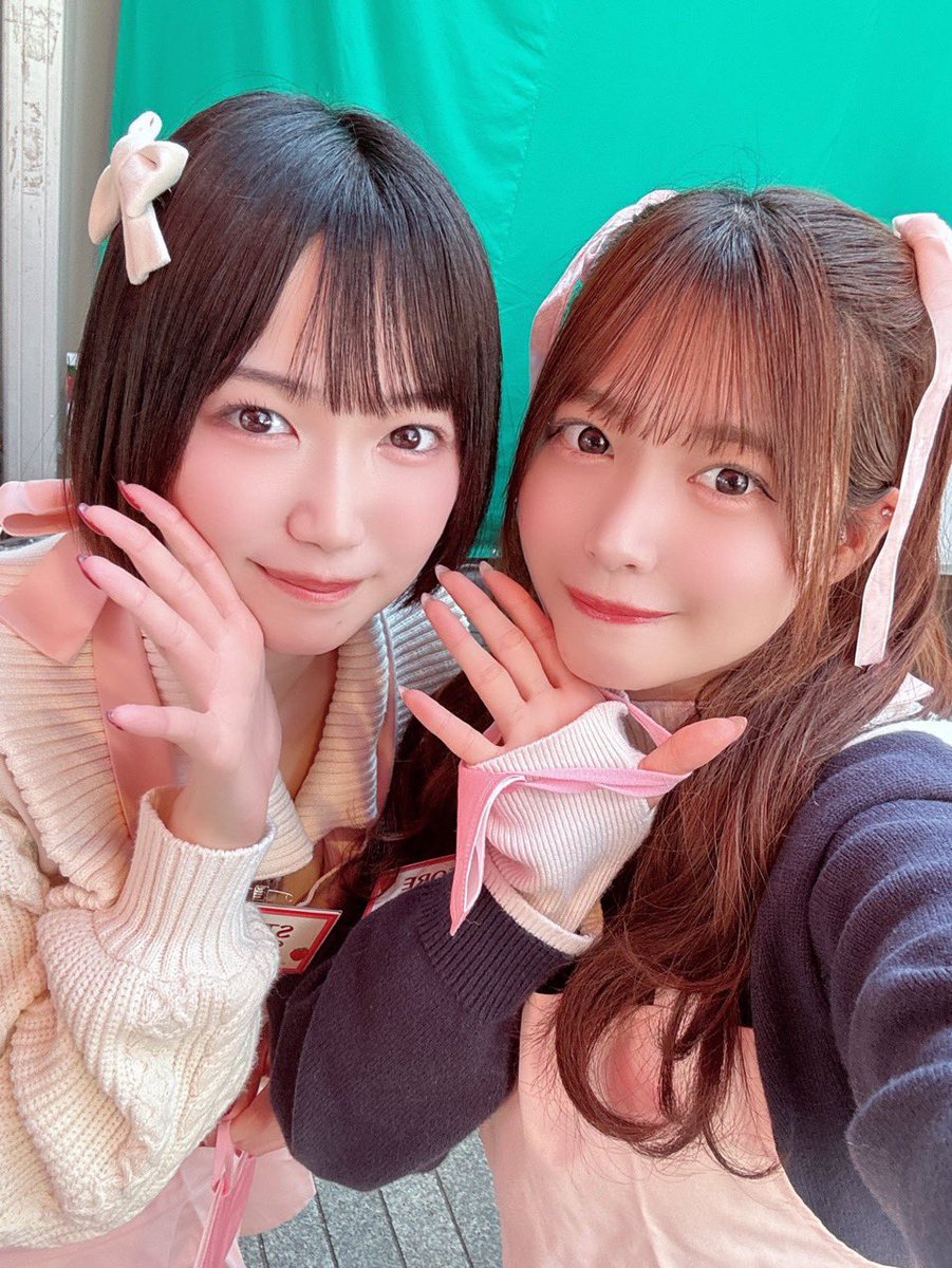 bluesky_staff2's tweet photo. あすかさん、ここの次のステージでの成功を祈りつつ、

懐かしのツーショットを掲載いたします☺️ https://t.co/hPBLNxpBbg
