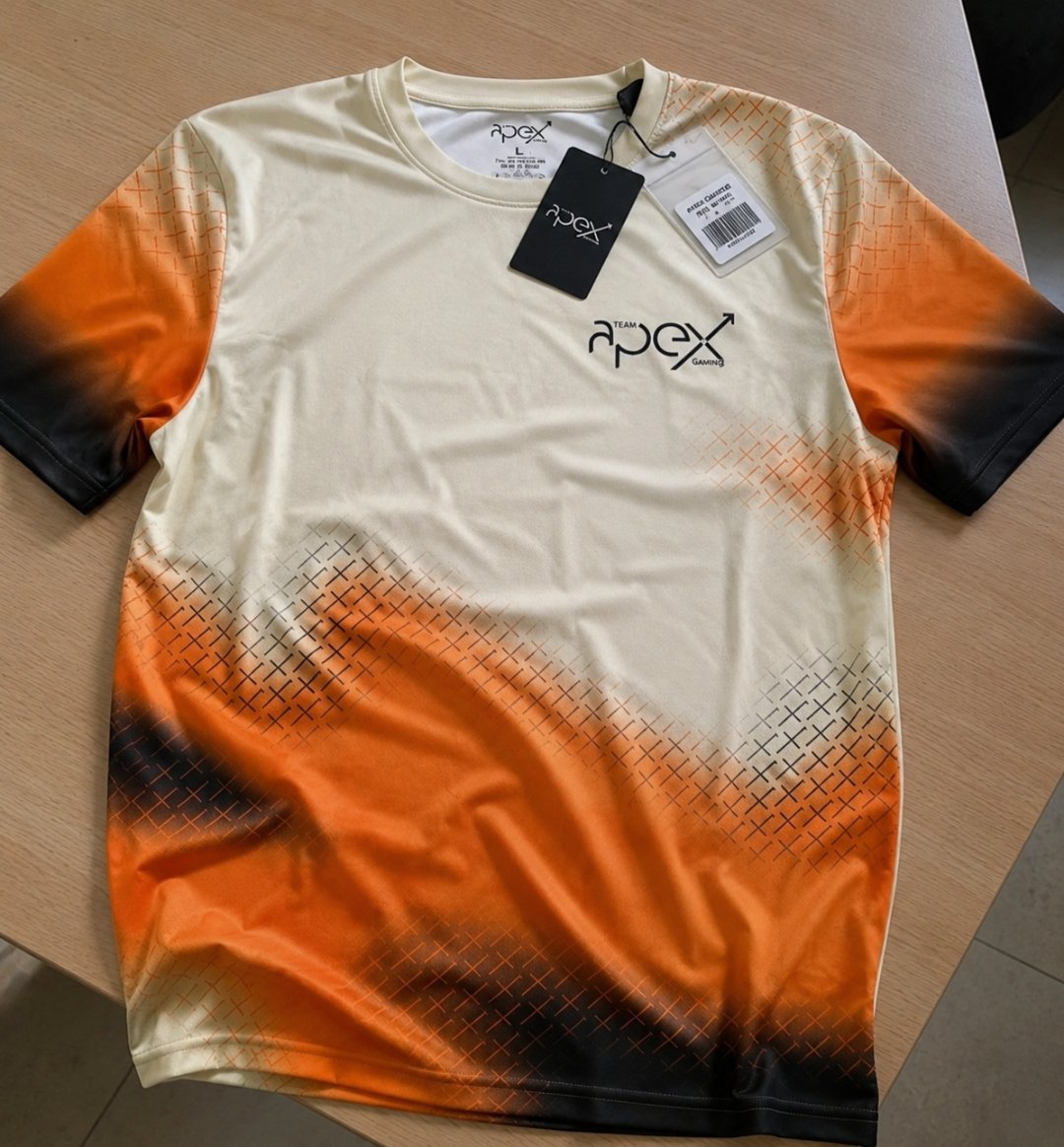 dynamopywork's tweet photo. Just bought this jersey and honestly, I have seen better quality on footpath stalls. The fabric is rough, the print looks like it'll fade after one wash, and it feels nothing like a premium product.

For this price, it's a complete scam save your money this jersey isn't worth it. https://t.co/uY2LLwyNz0