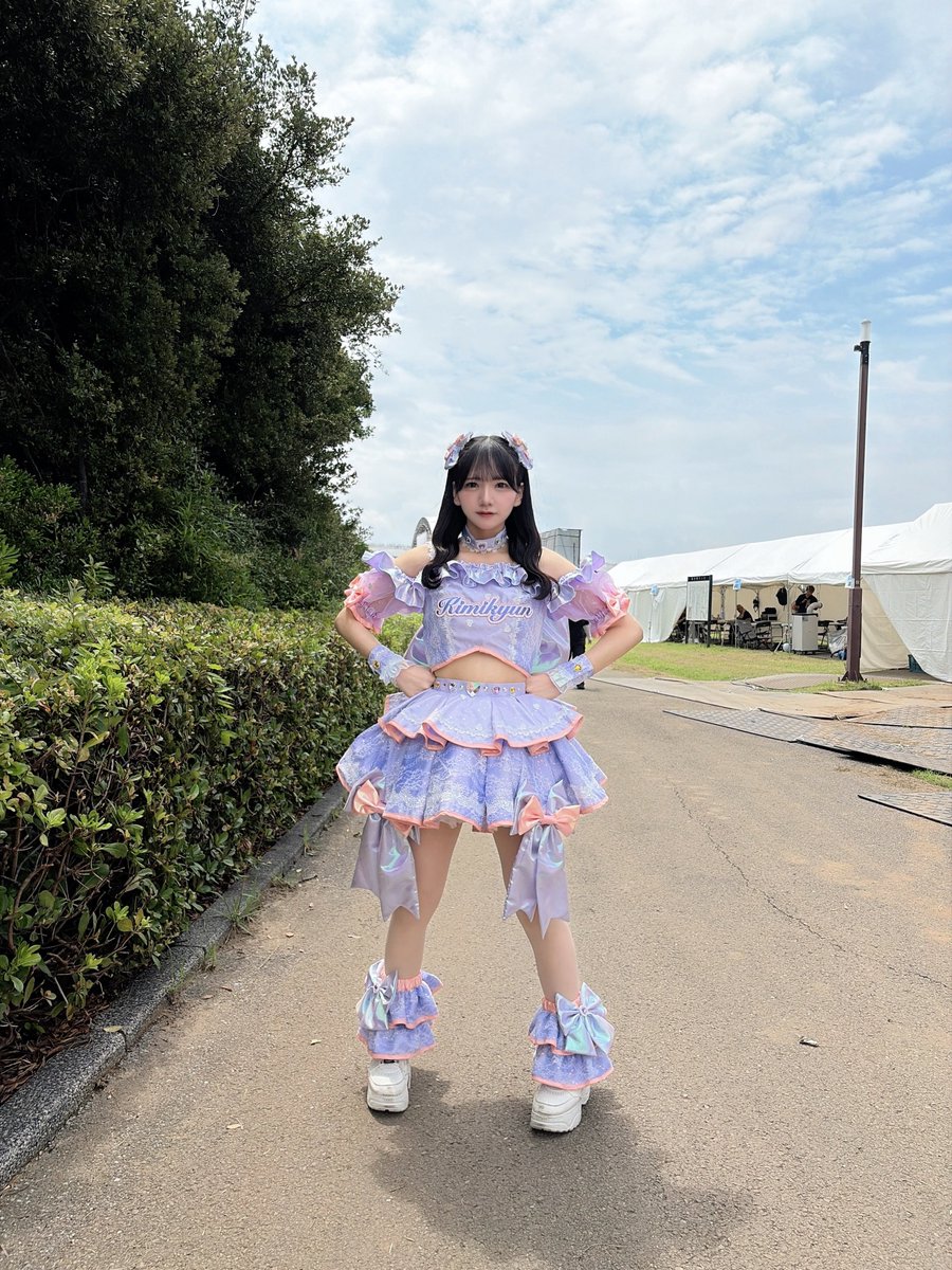 kimikyun_miko's tweet photo. ポーズダサいのに顔が凛々しすぎる https://t.co/UNmERdBTNU