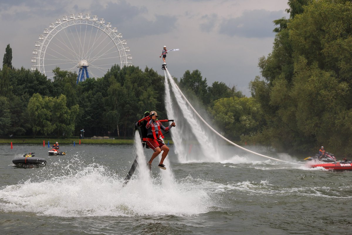SalovAlexander's tweet photo. Показательные выступления / Hydrofly Fest 2026 / Измайловский парк / 11 июля 2026
— 
#HydroflyFest2026
#ГидроФлайФест2026
#ИзмайловскийПарк
               https://t.co/BRyLv7pHZL https://t.co/B07oeDl4cd