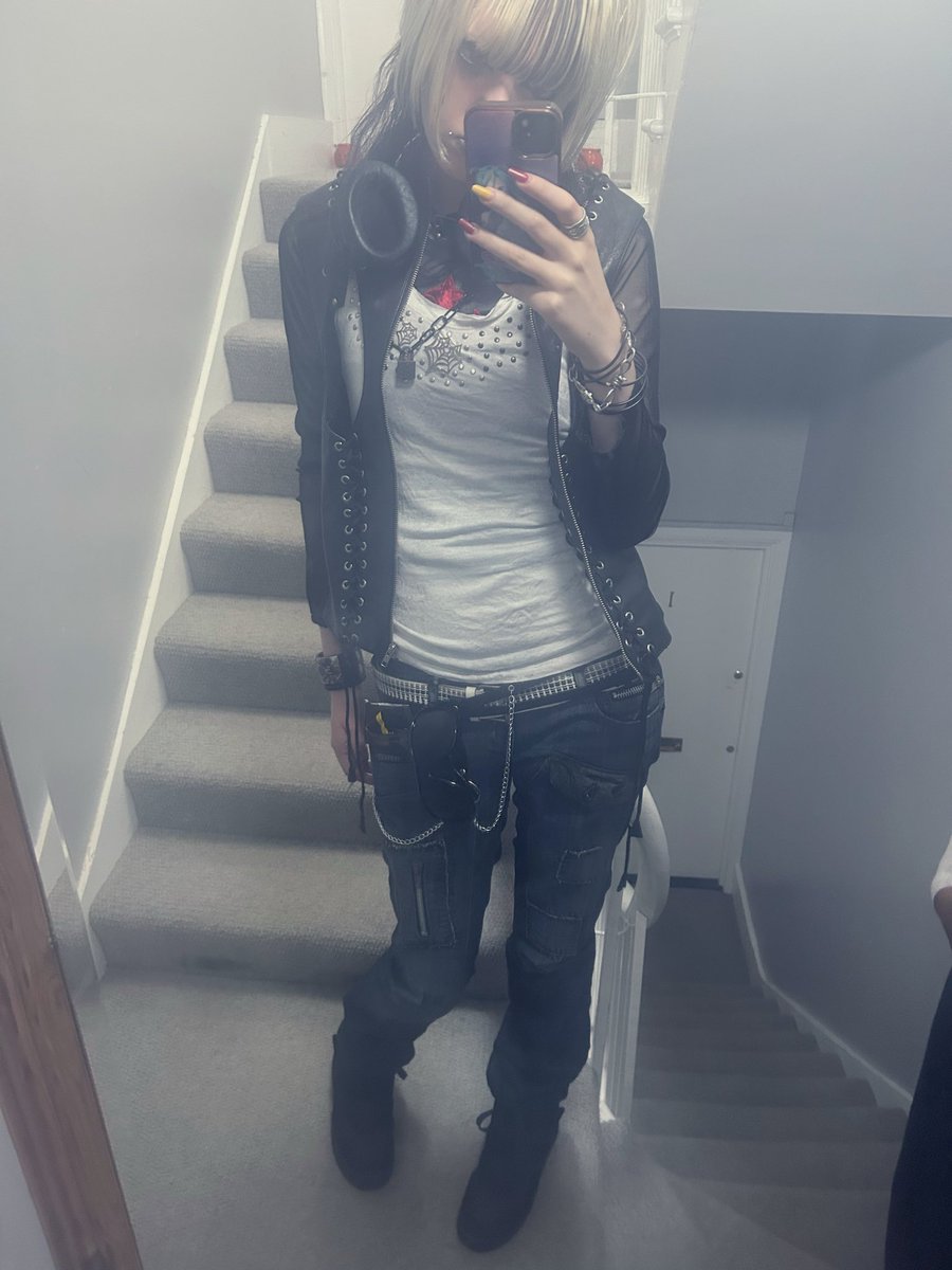 Silver 🗼 ️ 🎎 (@boylabia) / Posts / X
