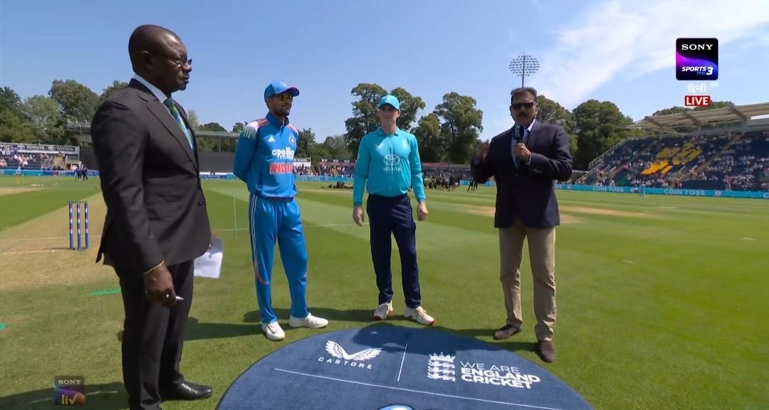 mufaddal_vohra's tweet photo. ENGLAND HAVE WON THE TOSS AND THEY ARE BOWLING FIRST. https://t.co/38Lf2brFei