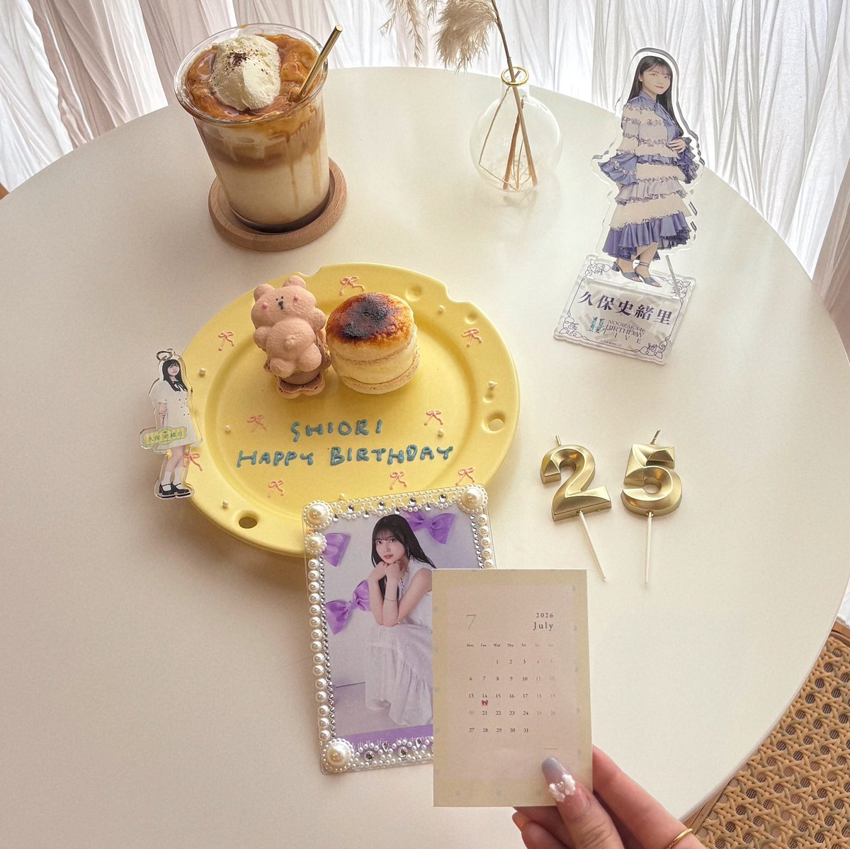 erk46__shio's tweet photo. しおりお誕生日、みくセンターの
お祝いしてきたかわいい🪞🎀

#久保史緒里生誕祭 
#久保史緒里生誕祭2026 https://t.co/NyXlS0YPtx