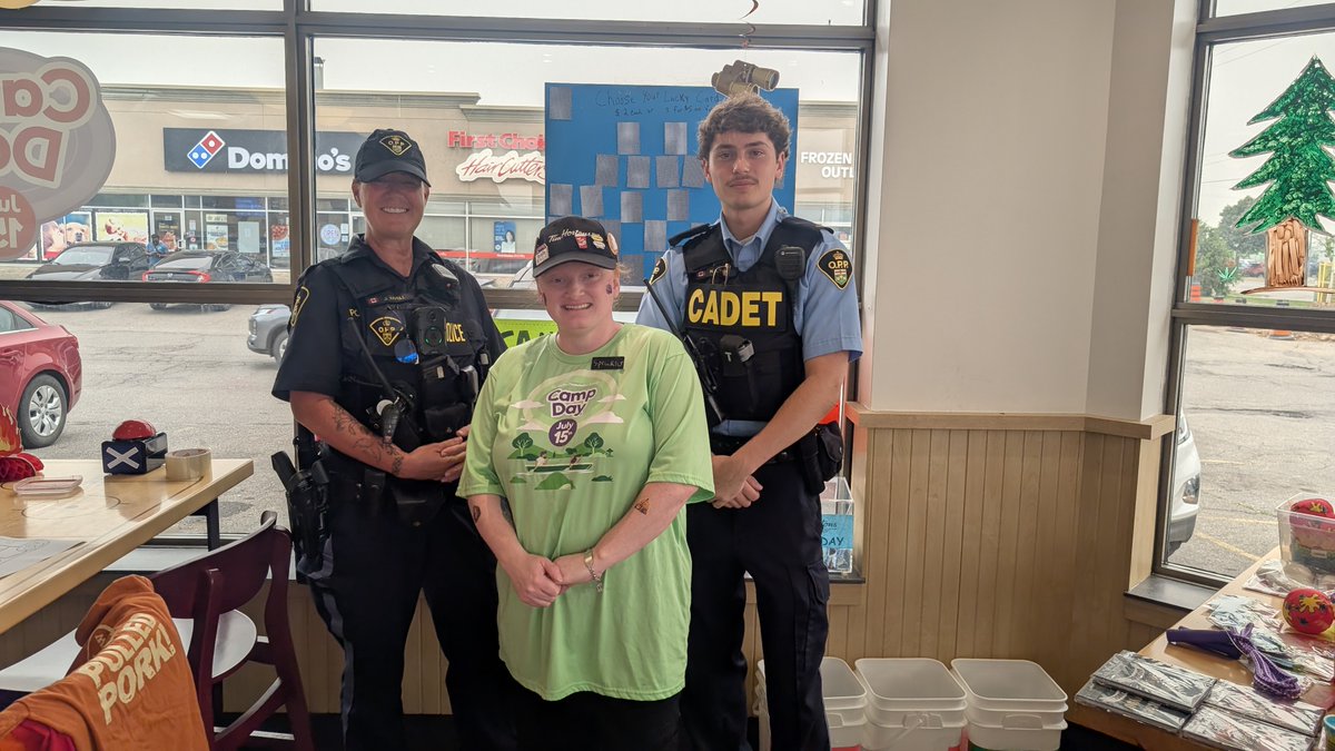 OPP_WR's tweet photo. Yesterday, members of the #BrantOPP were proud to support #CampDay at local Tim Hortons locations. Thank you to the staff, volunteers, and community members whose generosity will help provide life-changing opportunities for youth through Tim Hortons Foundation Camps. ^tl
***
Hier, les membres de la #BrantOPP ont été fiers de soutenir l'opération #CampDay dans les établissements Tim Hortons de la région. Merci au personnel, aux bénévoles et aux membres de la communauté dont la générosité contribuera à offrir aux jeunes des opportunités qui changeront leur vie grâce aux camps organisés par la Fondation Tim Hortons. ^tl