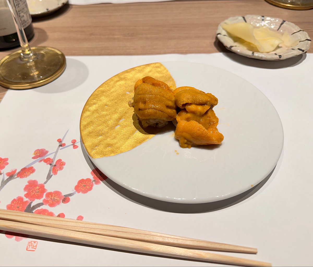 iori_kigyoka17's tweet photo. 超全力で作業進めて
友達とお寿司来ました🍣

本当に毎回思うのが副業しててよかった！！ https://t.co/9al2qdzp31