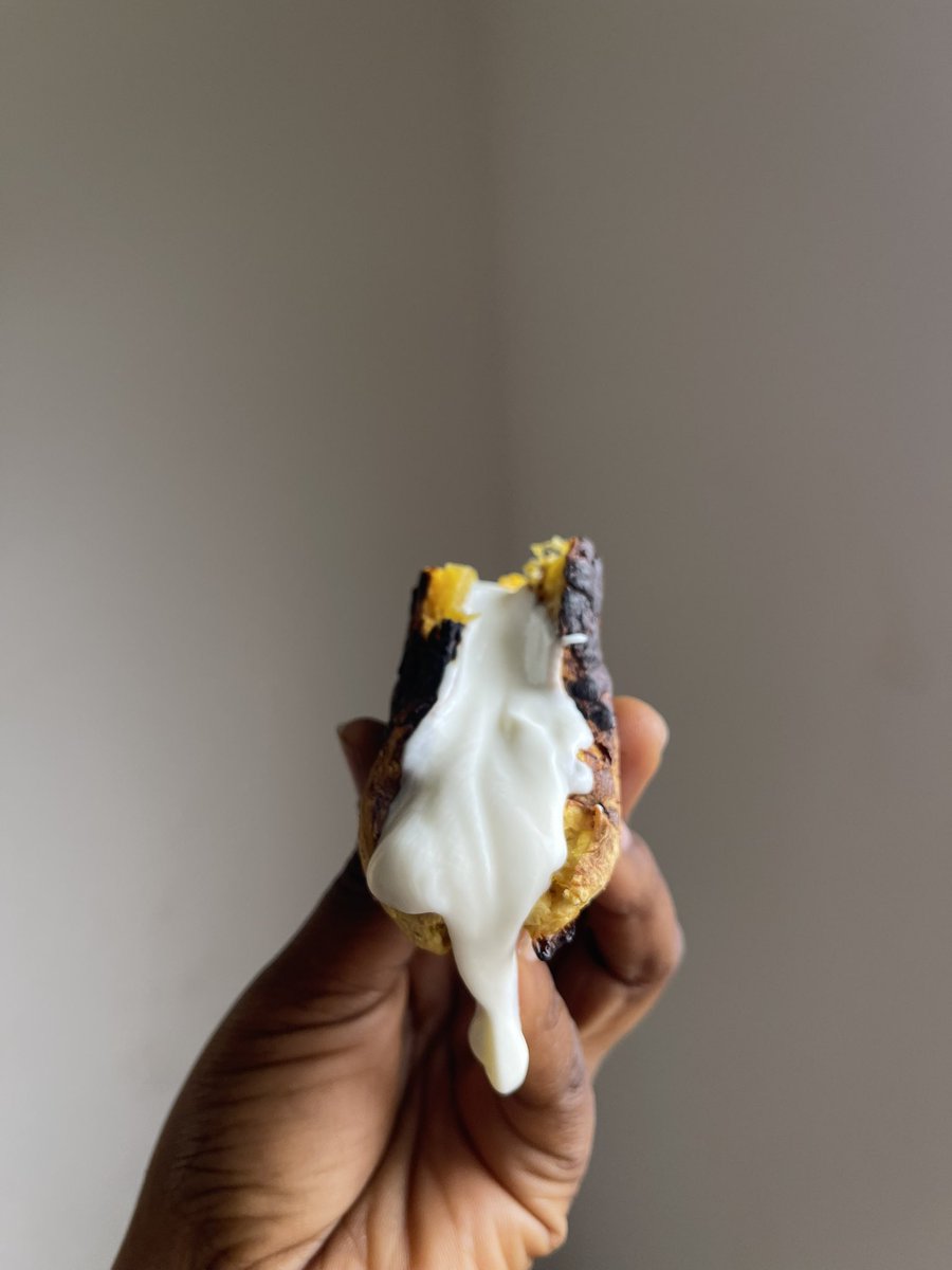 adj_oaa's tweet photo. Snack suggested by @_ankamahh 
This is litttt>>>>> https://t.co/BsGg8ajBxr