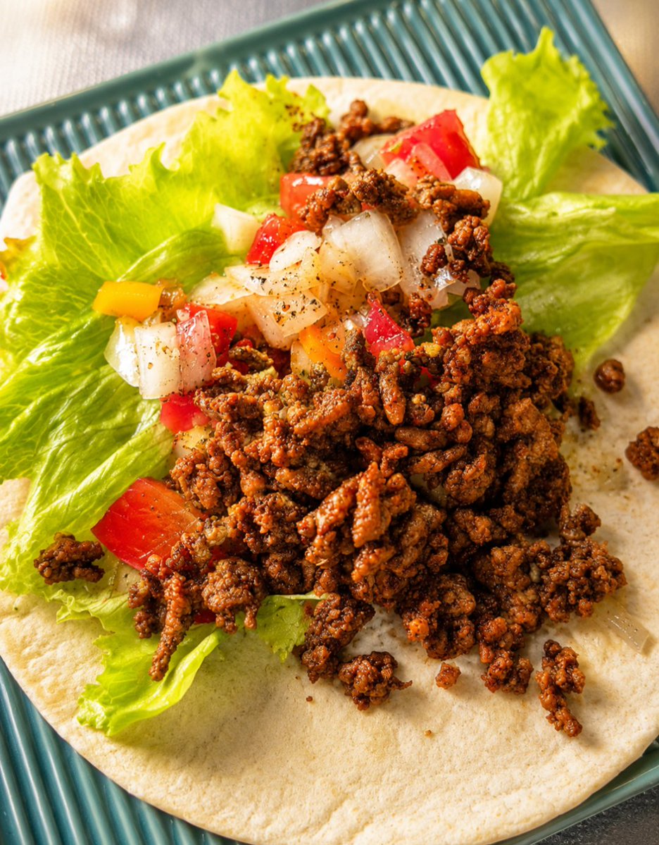 taon92's tweet photo. 今日の夜ご飯はタコス🌮
ガブッとかぶりつく瞬間が最高😆
 また作ろう！
#タコス #夜ご飯 #自炊 #飯テロ https://t.co/U6dh4YC88u