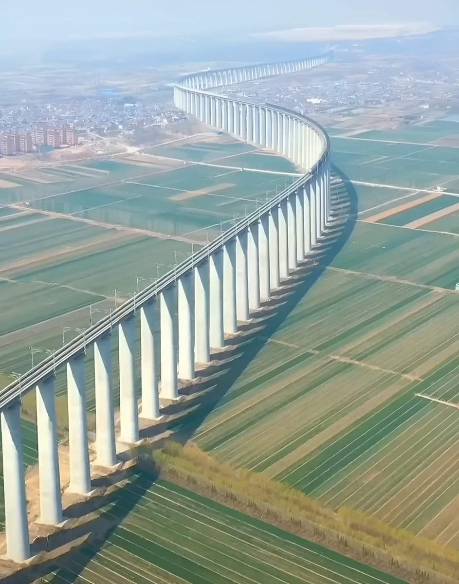 ThePapaCars's tweet photo. @misterduncan @ZackPolanski I already know where you are going with this, just like I know where this bridge is going and what it transports.
#OnePercent https://t.co/jpvl1PlthR