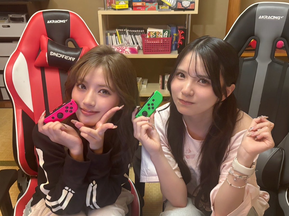 moxy_Official_'s tweet photo. 🔔この後21:00予定🔔
【 #RIOのゲーム部屋 】
ゲストは #NONA 🦋
「リズム天国」で遊びます🥁
moxymill公式YouTube
🎥 https://t.co/J0YTt7QZqh
#moxymill #モクシーマイル #モクシー
#Mille https://t.co/VrWsQsnfRR