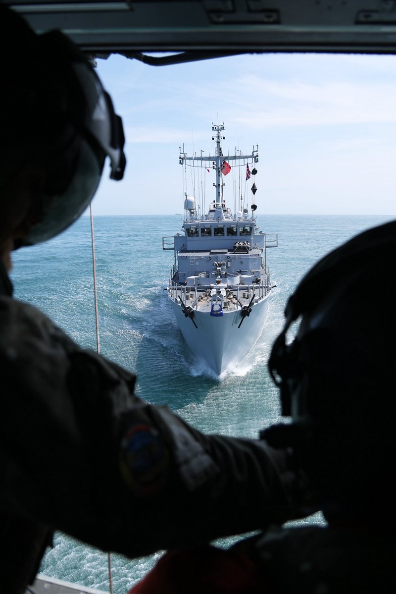815 Naval Air Squadron tweet media