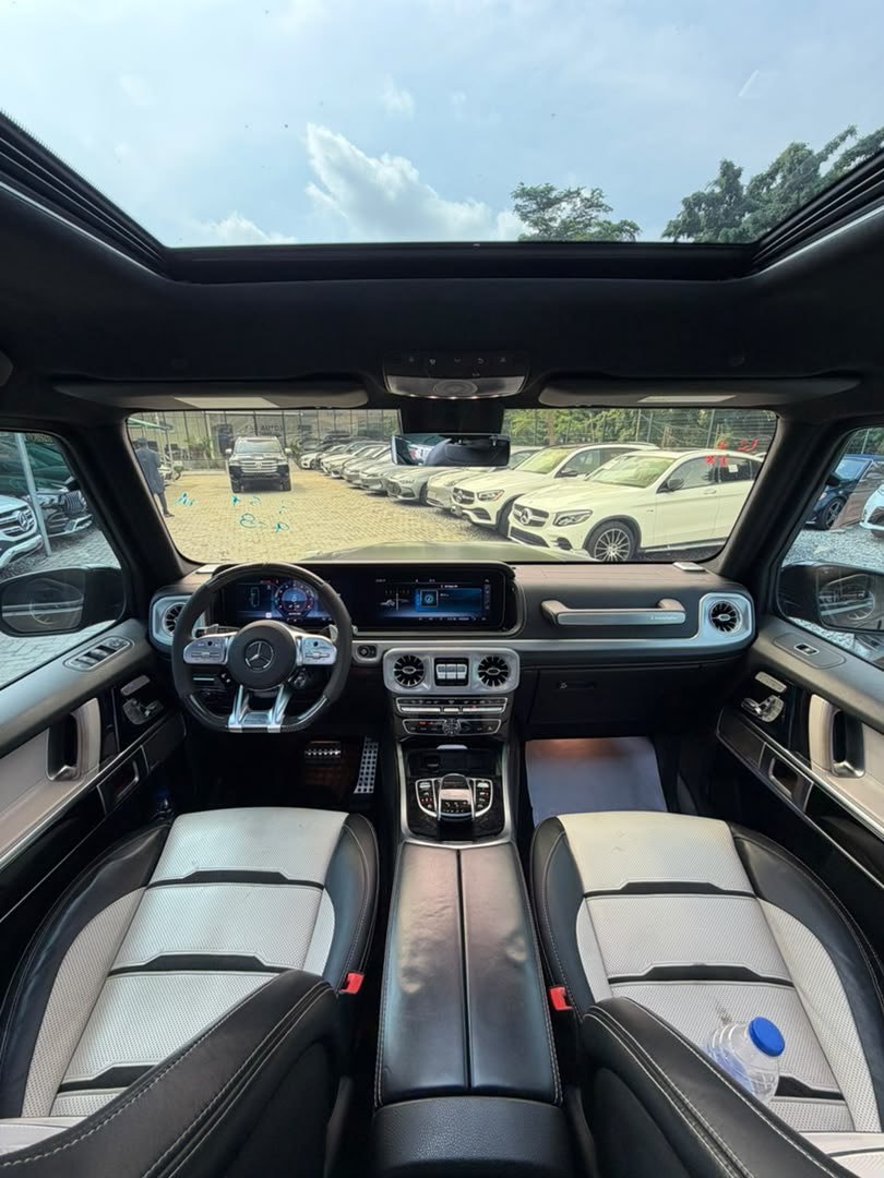 abujacarstand's tweet photo. PLEASE KINDLY REPOST IT COMES HIGHLY APPRECIATED 🙏🏽🙏🏽🙏🏽 

Mercedes-Benz AMG///G63 (2020)
Now available at ABUJACARSTAND LTD
💰Price: ₦280,000,000
📍Abuja
📱DM/Call Fadil on 07033230964
Book inspection • Fast delivery • Trusted dealership https://t.co/m17Tqlj241