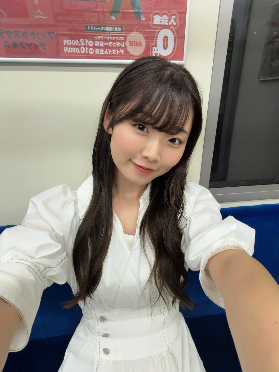 kano_koeda's tweet photo. X動かせて無さすぎる！頑張る！

この間の撮影、電車のスタジオでわくわくでした！🚃

めちゃ面白い現場だったから早く皆に見て欲しいなー💭🎬 https://t.co/QWJNoMuHkl