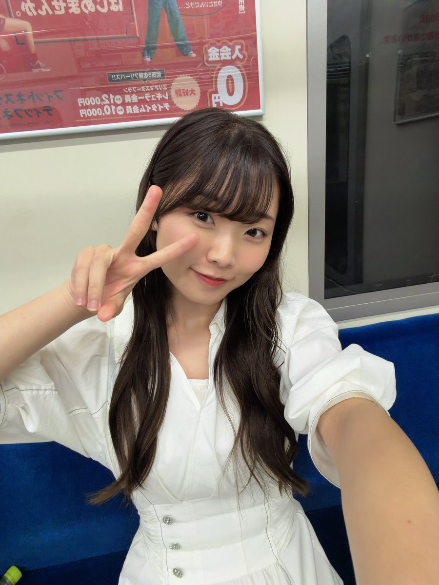 kano_koeda's tweet photo. X動かせて無さすぎる！頑張る！

この間の撮影、電車のスタジオでわくわくでした！🚃

めちゃ面白い現場だったから早く皆に見て欲しいなー💭🎬 https://t.co/QWJNoMuHkl