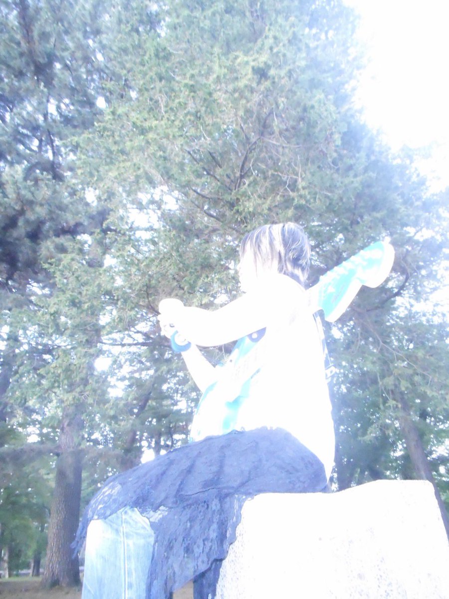 kanojogabokuwo_'s tweet photo. ⊹ ₊ ⟡ ⋆お知らせ１⊹ ₊ ⟡ ⋆

7/17 21:00  共催企画　『厭夏共犯』

　　　　　対バン解禁

解禁後、取り置きフォームの受付を再開。
追加分まじで少量だから気合い系で！！ https://t.co/IDYX3NdzvK
