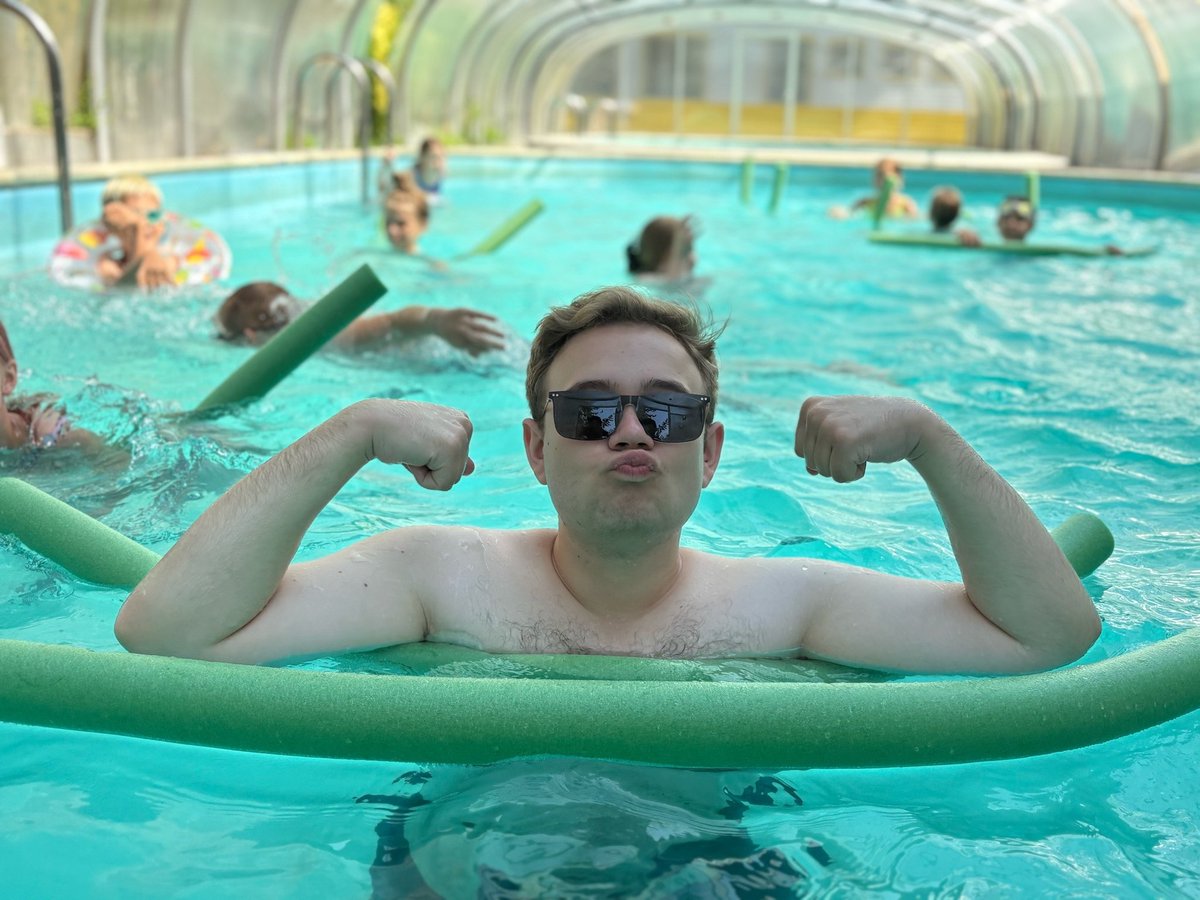 maxsteell2005's tweet photo. вайб практики в летнем лагере: https://t.co/eS0UbEbGou