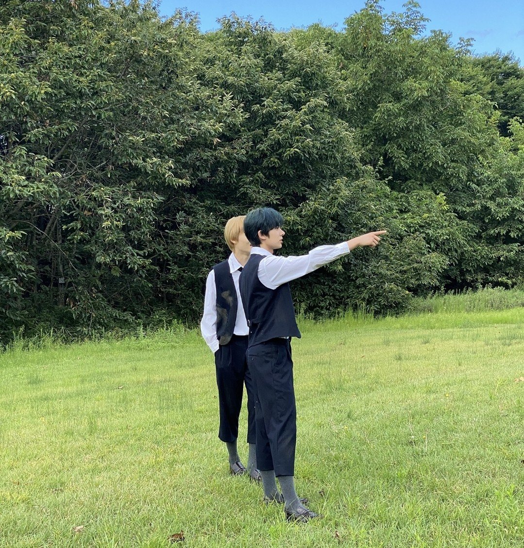 hello_dearii's tweet photo. เดินเล่นแบบที่สุดหล่อ

#HelloDearii #Dearii #디어리
#EVAN #HEESEUNG https://t.co/ho32Wd9lLb