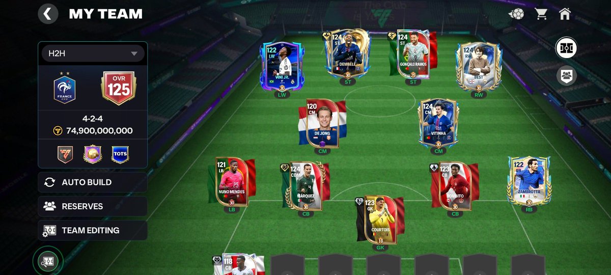r1shxt's tweet photo. @purefootball_x Bro i maxed out my twg badge and I got guehi today 
Should I use him or shard him because he is with anticipate ps i am thinking to use but pace is trash https://t.co/ZrKOdFI2vY