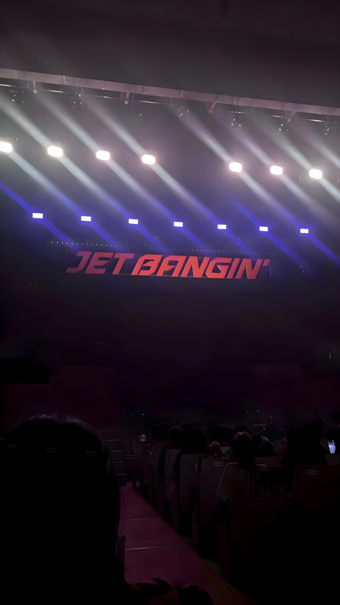 aUwuUa's tweet photo. JET BANGIN🫯 https://t.co/cELIZVVJ7D