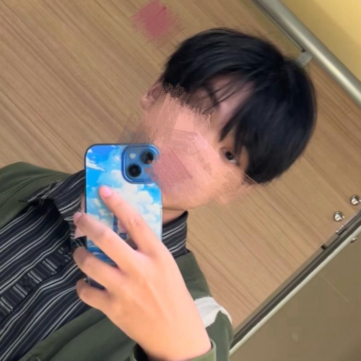 wa_tuajing's tweet photo. แล้วเล่นไปกันหมดแล้วผมทันมั้ยเนี่ย
#SignalsSelcaDay https://t.co/4IyXVQmc2F