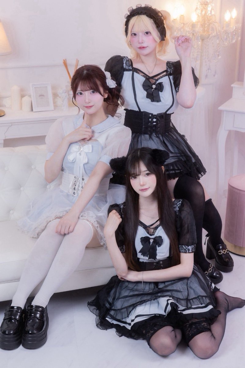mynyat_concafe's tweet photo. 【ご報告】

この度、さら・苺・キラ の3名が
ミナミ店幹部メンバーに就任いたしました！✨️
@sarawann_ @15_mynyat @kk_nyat 

これまで以上に愛されるお店を目指して、店長のみやを含め幹部を中心にさらにパワーアップしてまいります！

今後ともまいにゃっとをよろしくお願いいたします♡ https://t.co/4BRKA4p8Ze