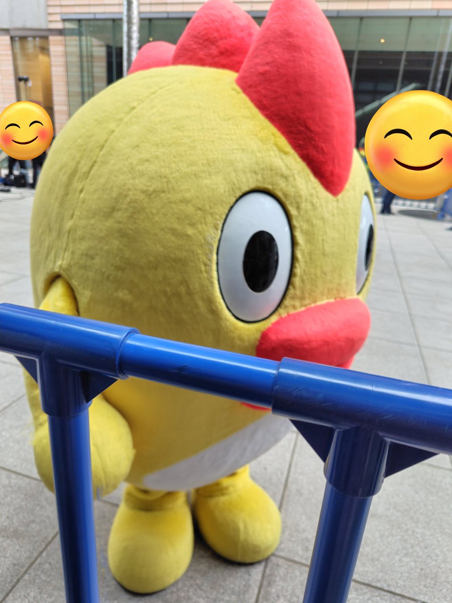 harepseal's tweet photo. 迫りくるそらジロー。
そしてハイタッチしてくれた。
有難う。
ファンサたくさんしてくれたよ。 https://t.co/zlBFUNB6nt