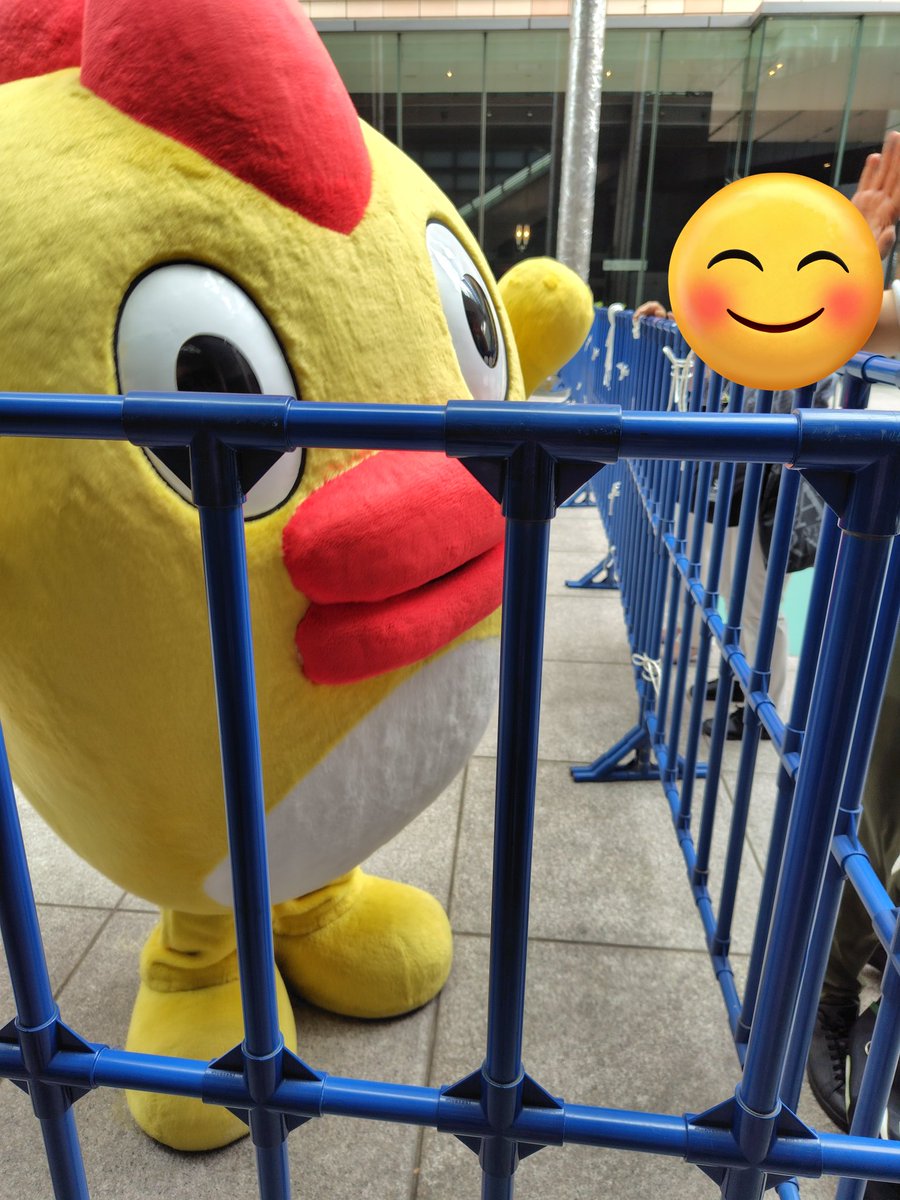 harepseal's tweet photo. 迫りくるそらジロー。
そしてハイタッチしてくれた。
有難う。
ファンサたくさんしてくれたよ。 https://t.co/zlBFUNB6nt