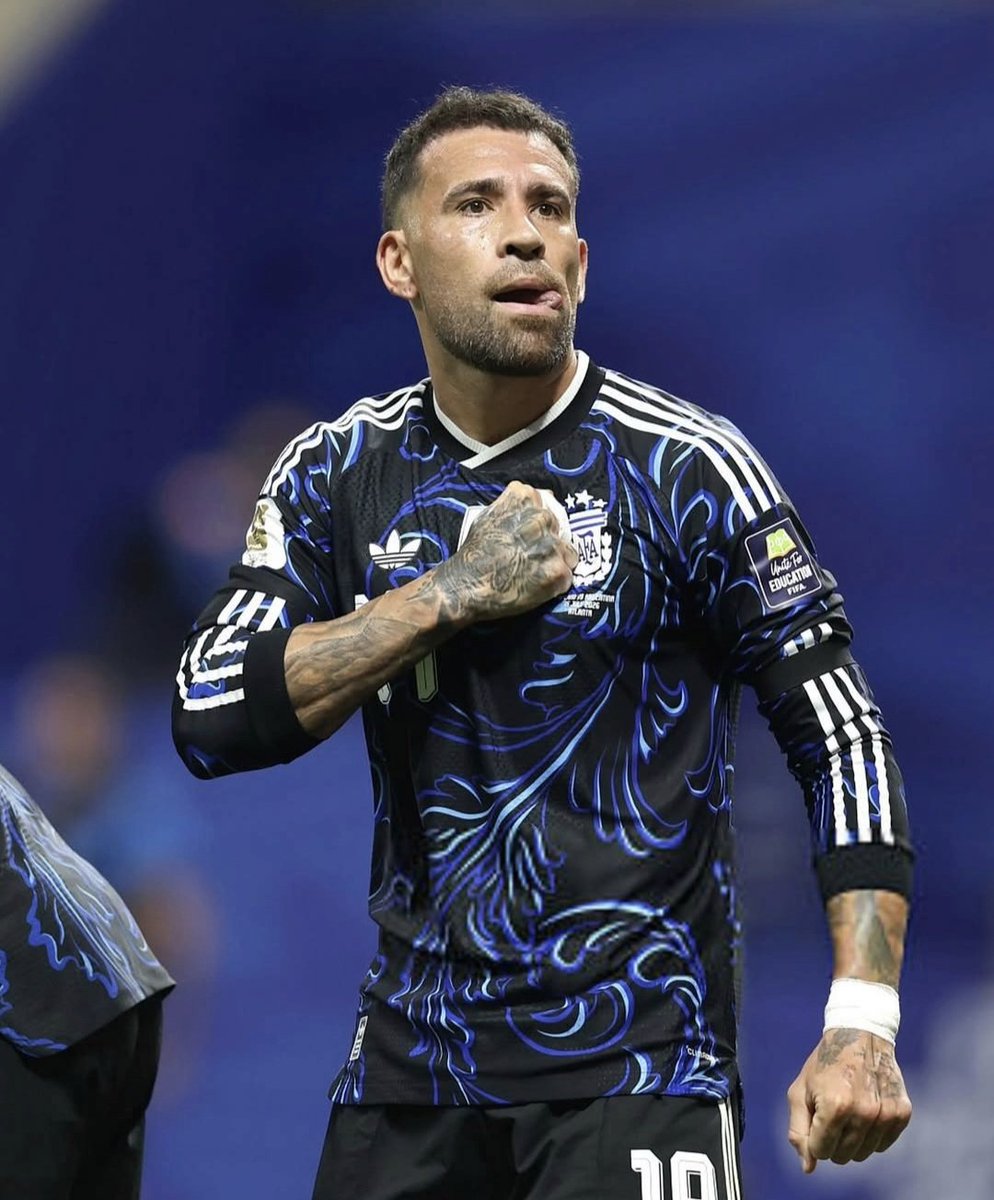 RoyNemer's tweet photo. Nicolás Otamendi was absolutely flawless when he was substituted in for Argentina vs. England. He was solid in the air and I think, I could be wrong, he even won a header against Dan Burn. Otamendi helped close out the game defensively for Argentina. https://t.co/Arcr5dfbeL
