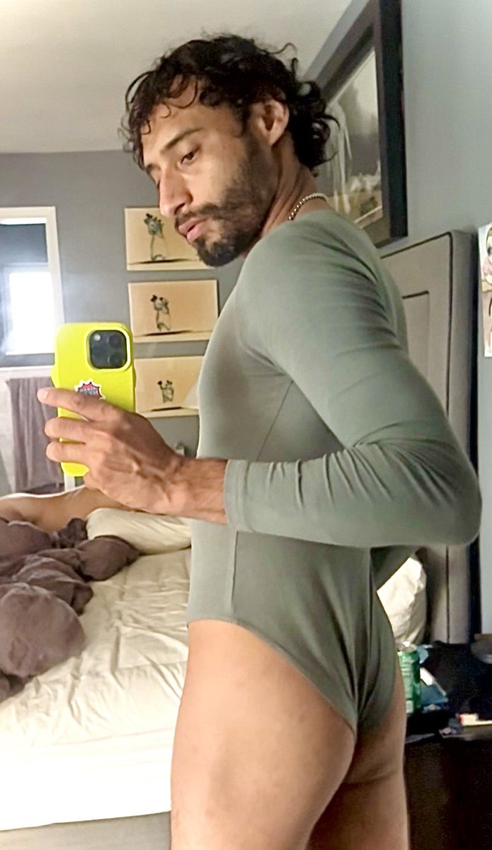 ivanfiend's tweet photo. View is good from the Front or the Back 😈?
#gaylatino #gaycontent #gaytwunk #twink #gayboy #nsfw #horny #ballsack #gaystyle #chudai #nudeselfie #dadson #kinky https://t.co/1lbq5bECPT