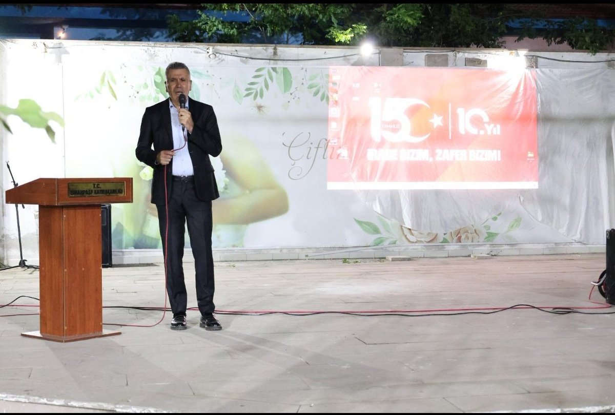 Sinanpasakyl's tweet photo. 🇹🇷İRADE BİZİM ZAFER BİZİM!

📌15 Temmuz Demokrasi ve Milli Birlik Günü etkinlikleri Kaymakam Vekilimiz Sayın Yalçın SEZGİN, ilçe protokolü ve halkımızın katılımıyla ilçemizde düzenlenen etkinlikler ve sonrasında demokrasi nöbetiyle devam ederek 00.13' te tüm yurtta okunan sela ile sona erdi.

Milletimizin 15 Temmuz gecesi verdiği büyük kahramanlık destanı asla unutulmayacak ve daima yaşatılacaktır.🇹🇷